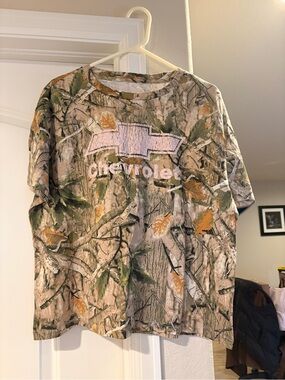 Chevrolet Camo Graphic Tee - Green / Brown / Tan